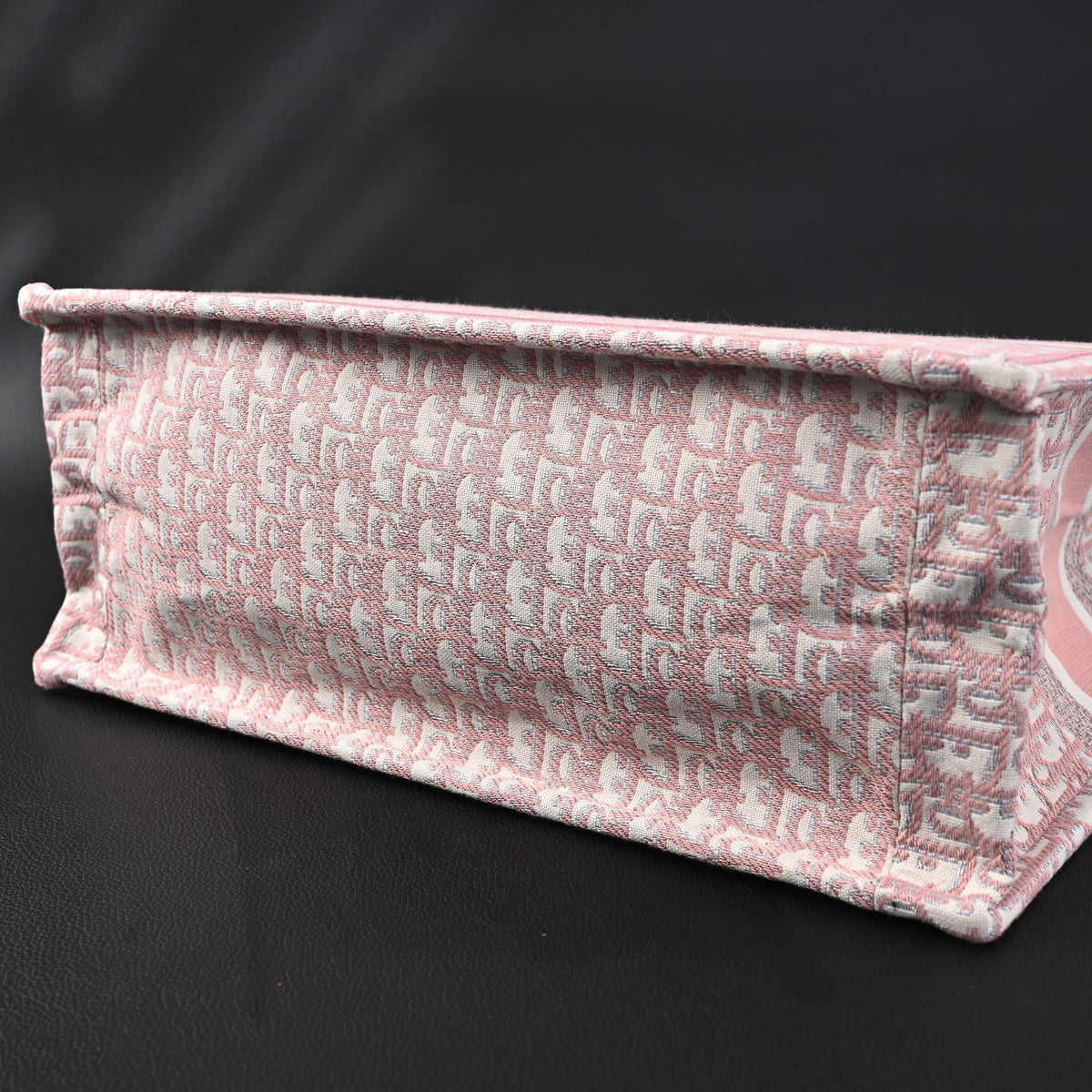 christian-dior-large-book-tote-pink-oblique-embroidery Tote